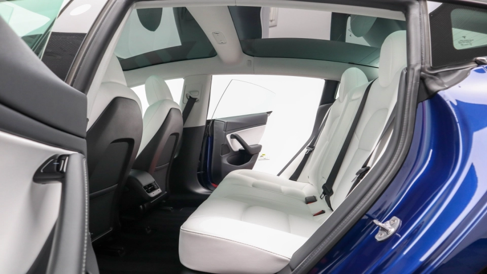 Tesla 3 LongRange DualMotor Piele Alba Garantie pana in 2028 - imaginea 22