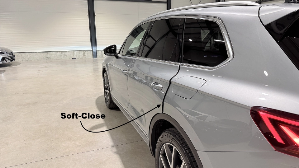 VW Touareg eHybrid Ventilatie Panoramic IQ Light Keyless Carlig - imaginea 18