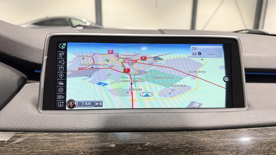BMW X5 30d XDrive - Interior alb - Panoramic - Navi - Ambientale - imaginea 6