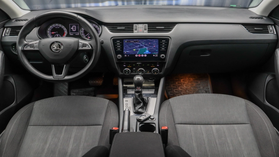 Skoda Octavia Style 2.0 TDI DSG Keyless LED Android/Apple - imaginea 27