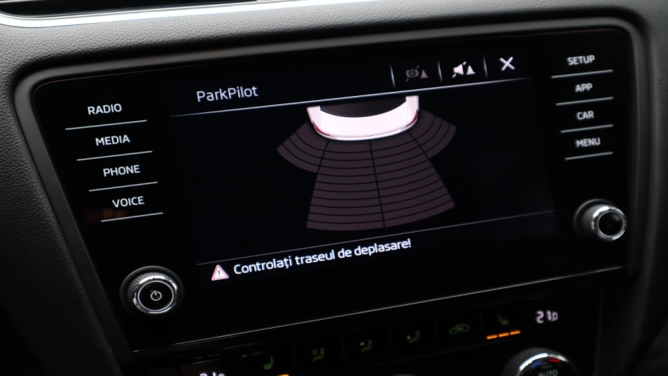 Skoda Octavia 1.5 TSI Style LED Android/Apple Keyless Lumini Ambient. - imaginea 25