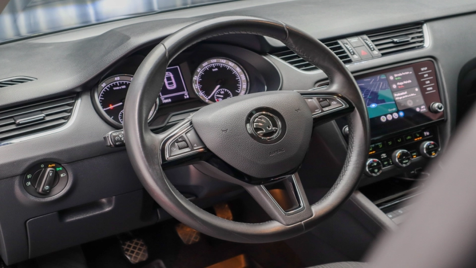 Skoda Octavia 1.5 TSI Style LED Android/Apple Keyless Lumini Ambient. - imaginea 19
