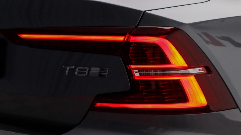 Volvo S60 T8 Plugin Hybrid Inscription Full Dotari Bowers&Wilkins Pano - imaginea 14