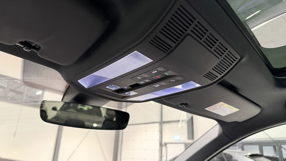 VW Touareg eHybrid Masaj Ventilatie Panoramic IQ Light Keyless Carlig - imaginea 40