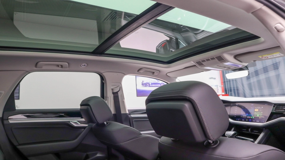 VW Touareg eHybrid Masaj Ventilatie Panoramic IQ Light Keyless Carlig - imaginea 7