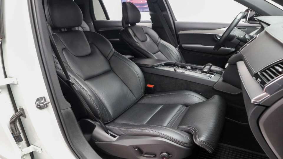 Volvo XC 90 T8 Aut. R-Design 7 Locuri Masaj Ventilatie Keyless 4x4 ACC - imaginea 7