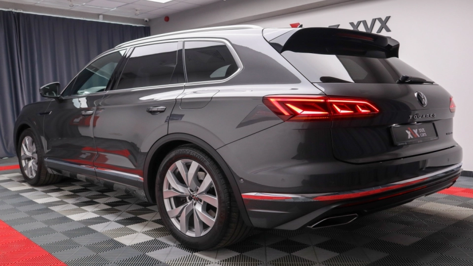 VW Touareg E-Hybrid 462 cai Trapa Ambientale Cockpit Masaj ACC Keyless - imaginea 16