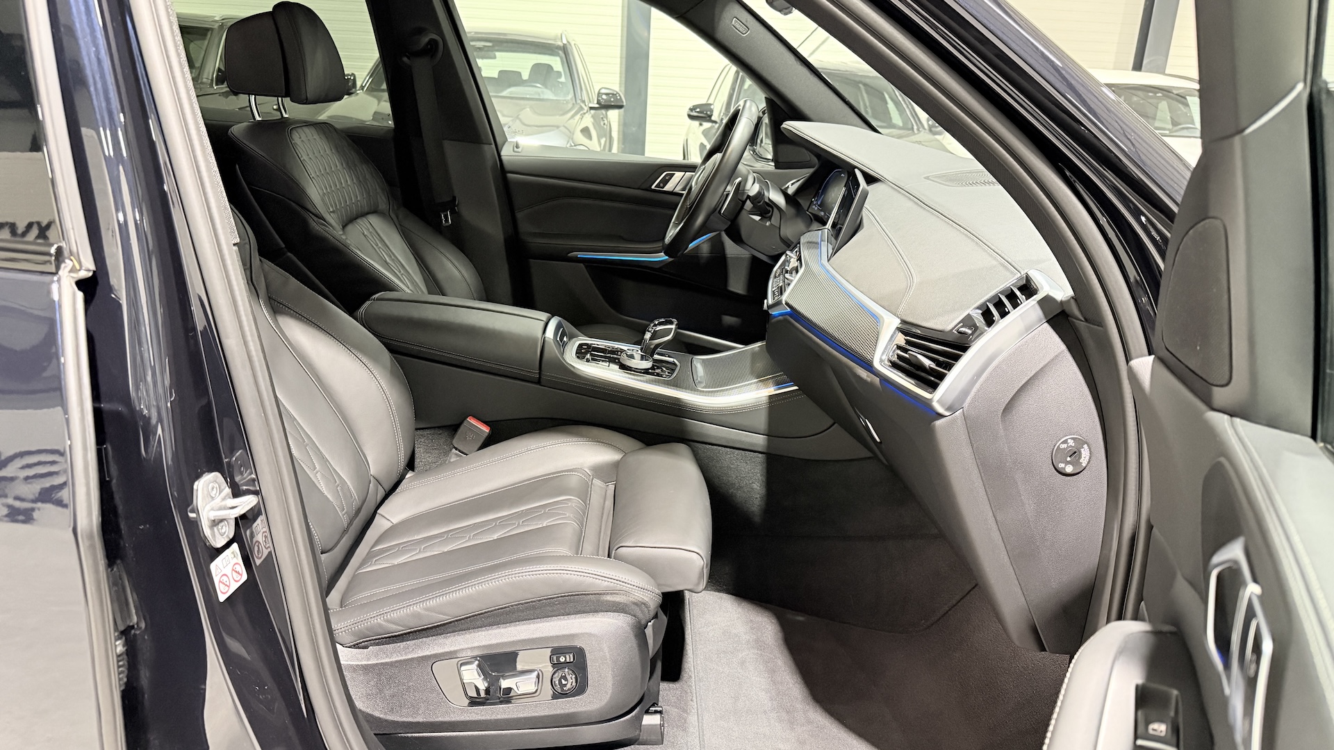 BMW X5 M XDrive45e Shadowline Cristal Ambientale Pneumatic