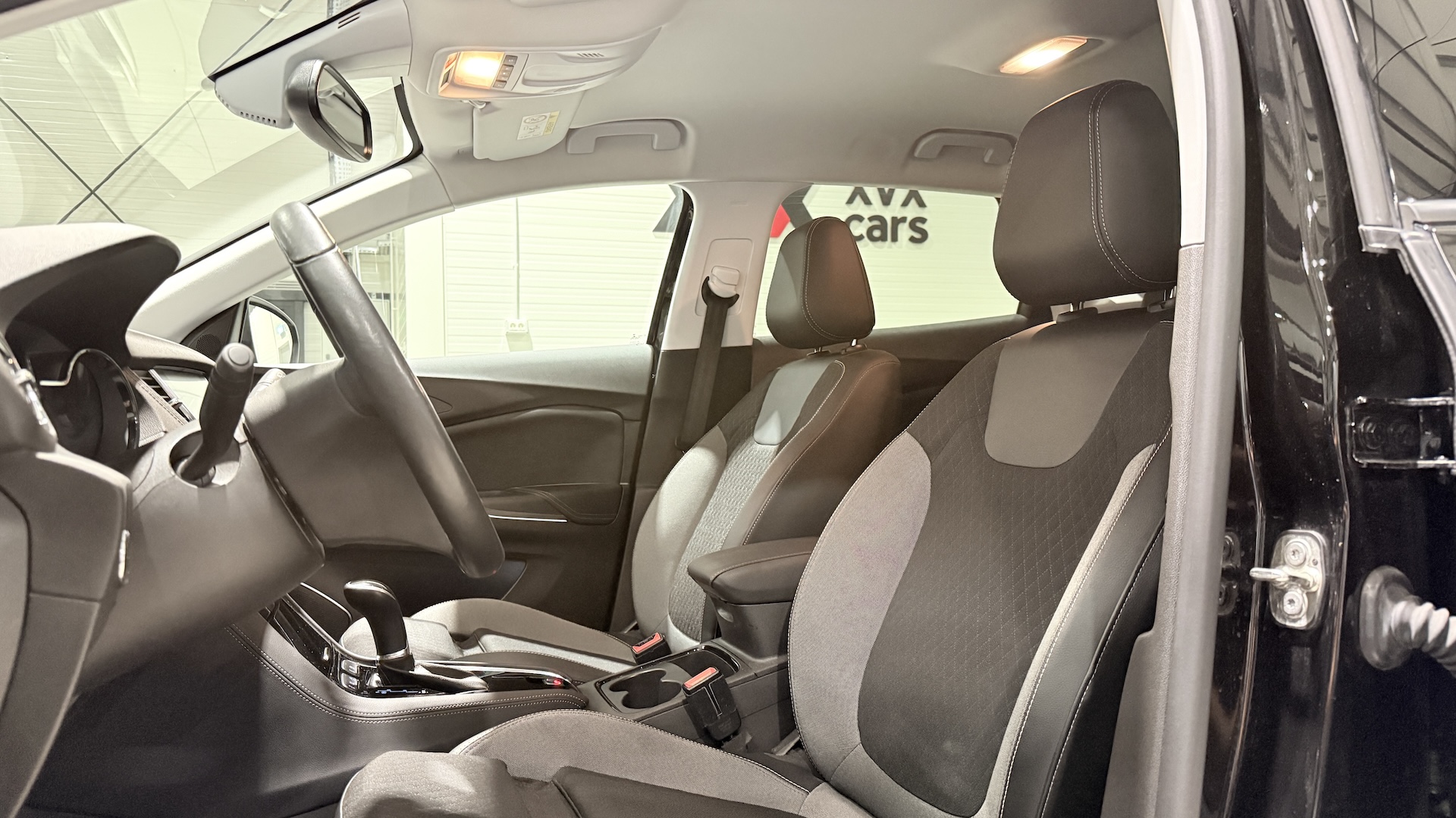 Opel Grandland X - ACC Side Assist Line Assist Ambientale